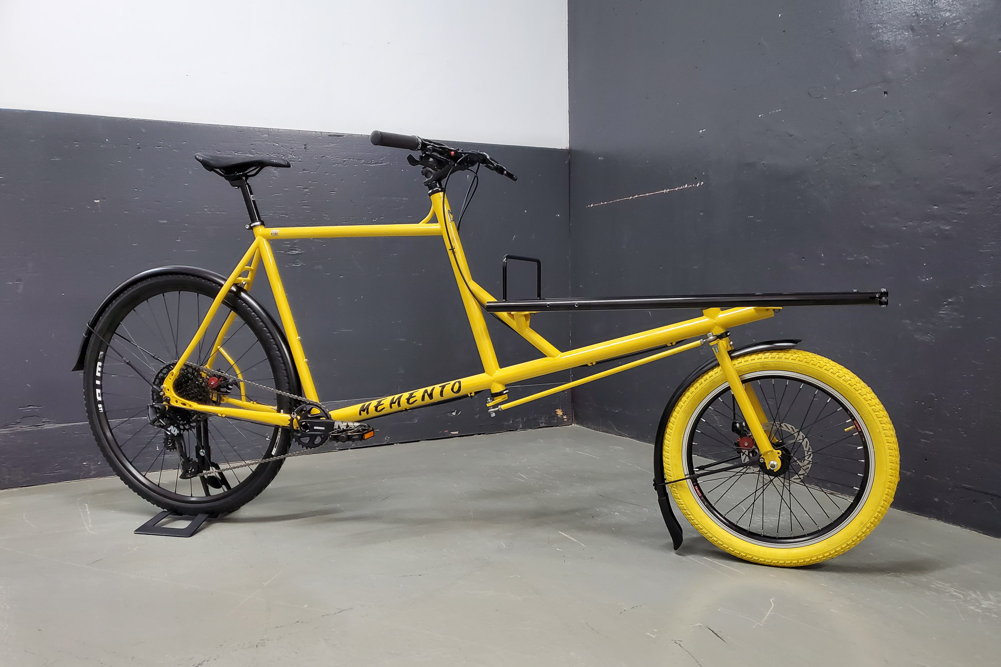 【Y2K】gimmick biker cargo YELLOW CORN So many cargo bikes! : r/CargoBike